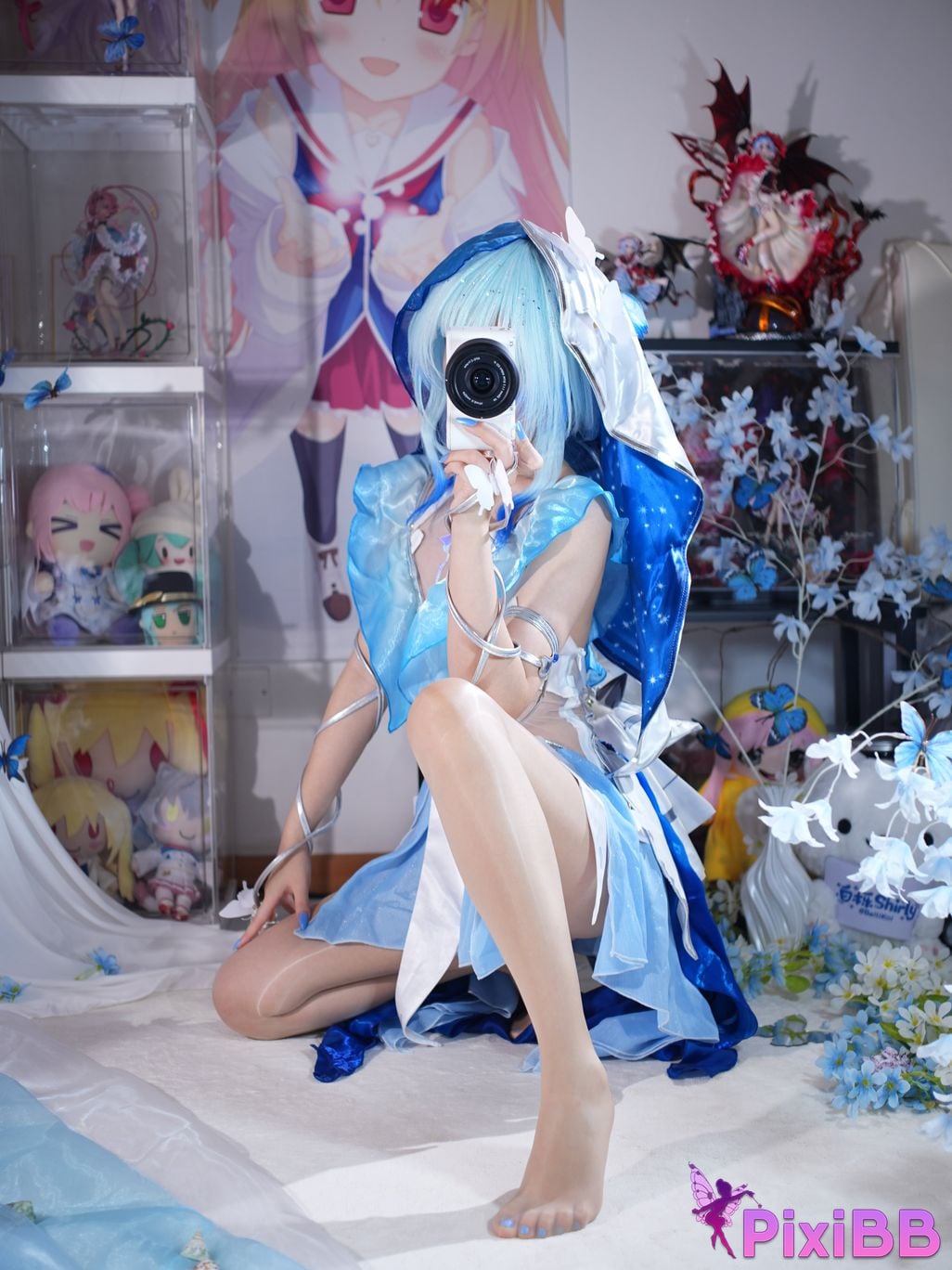 Cosplayer white oak Shirly Shorekeeper PixiBB.COM 099