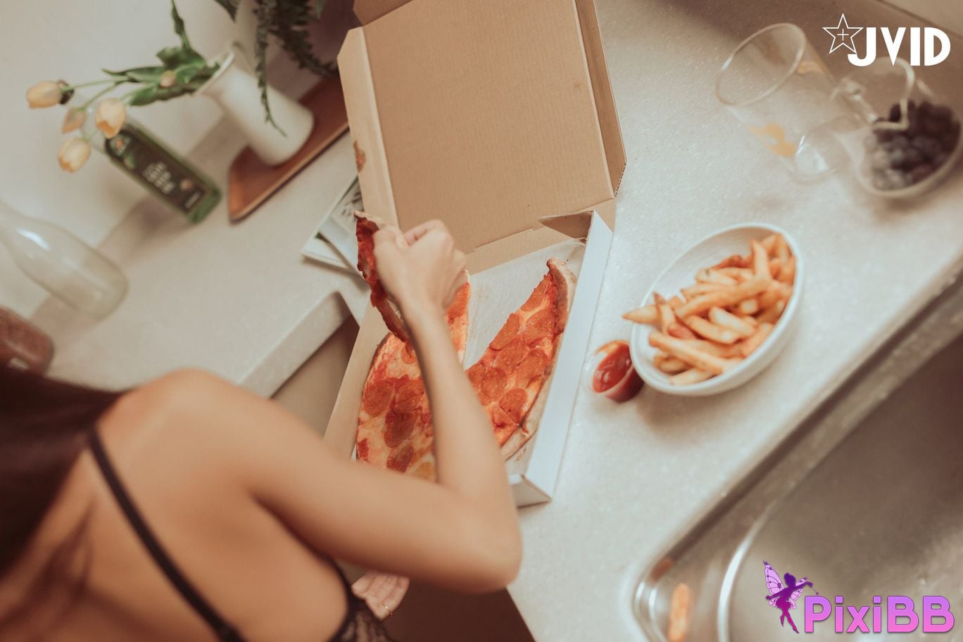 JVID Lara Shuang Xi Completely naked beautiful breasts Beautiful butt Yang Guang Nu Hai Tease you at home PixiBB.COM 102