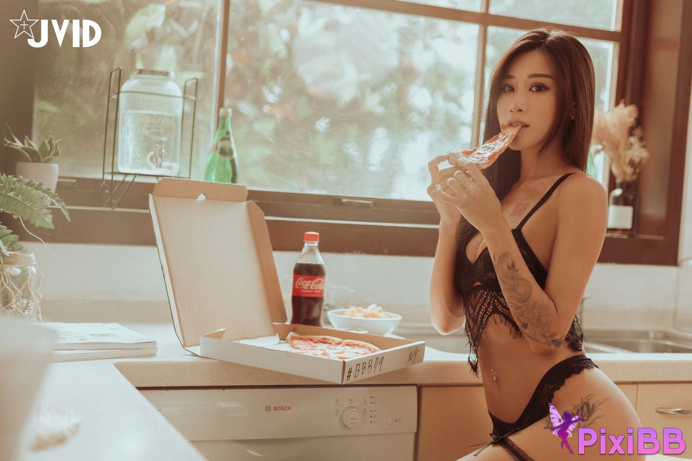 JVID Lara Shuang Xi Completely naked beautiful breasts Beautiful butt Yang Guang Nu Hai Tease you at home PixiBB.COM 120