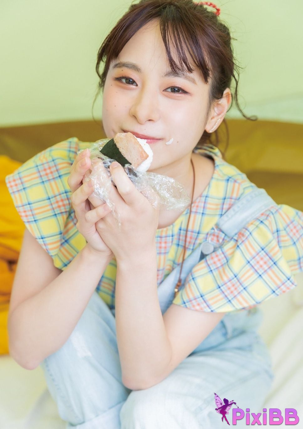 Japanese Idol Kaori Maeda 1st photo collection adult scent voice actor paradise PixiBB.COM 066