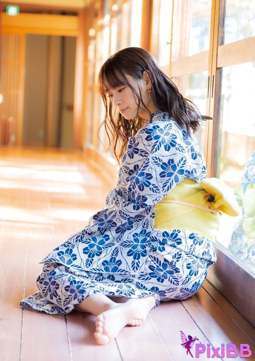 Japanese Idol Kaori Maeda 1st photo collection adult scent voice actor paradise PixiBB.COM 106