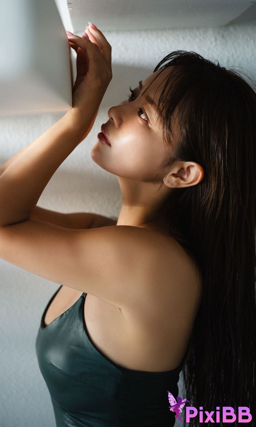 Japanese Idol Yuka Iguchi weekly play plus Other cut collection Continued Okinawa in love prologue PHOTO BOOK PixiBB.COM 009