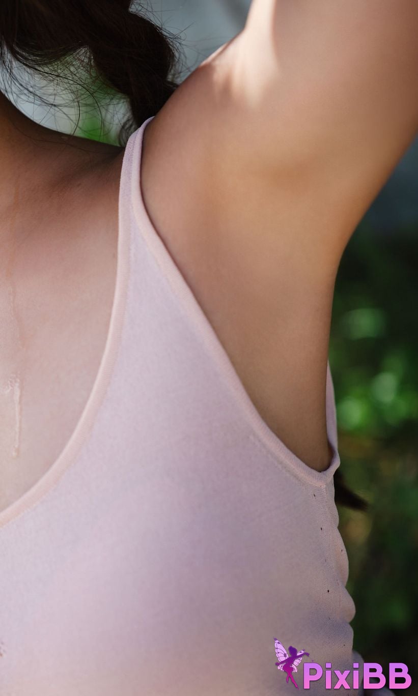 Japanese Idol Yuka Iguchi weekly play plus Other cut collection Continued Okinawa in love prologue PHOTO BOOK PixiBB.COM 041