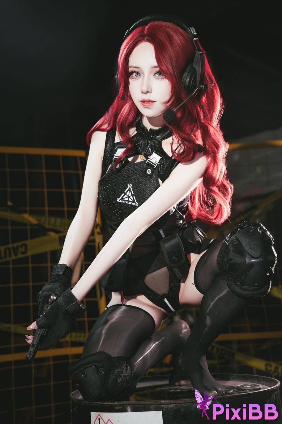 Cosplayer Shuangmu Fusu Arknights Shirter Dede Club Tactical Style PixiBB.COM 004