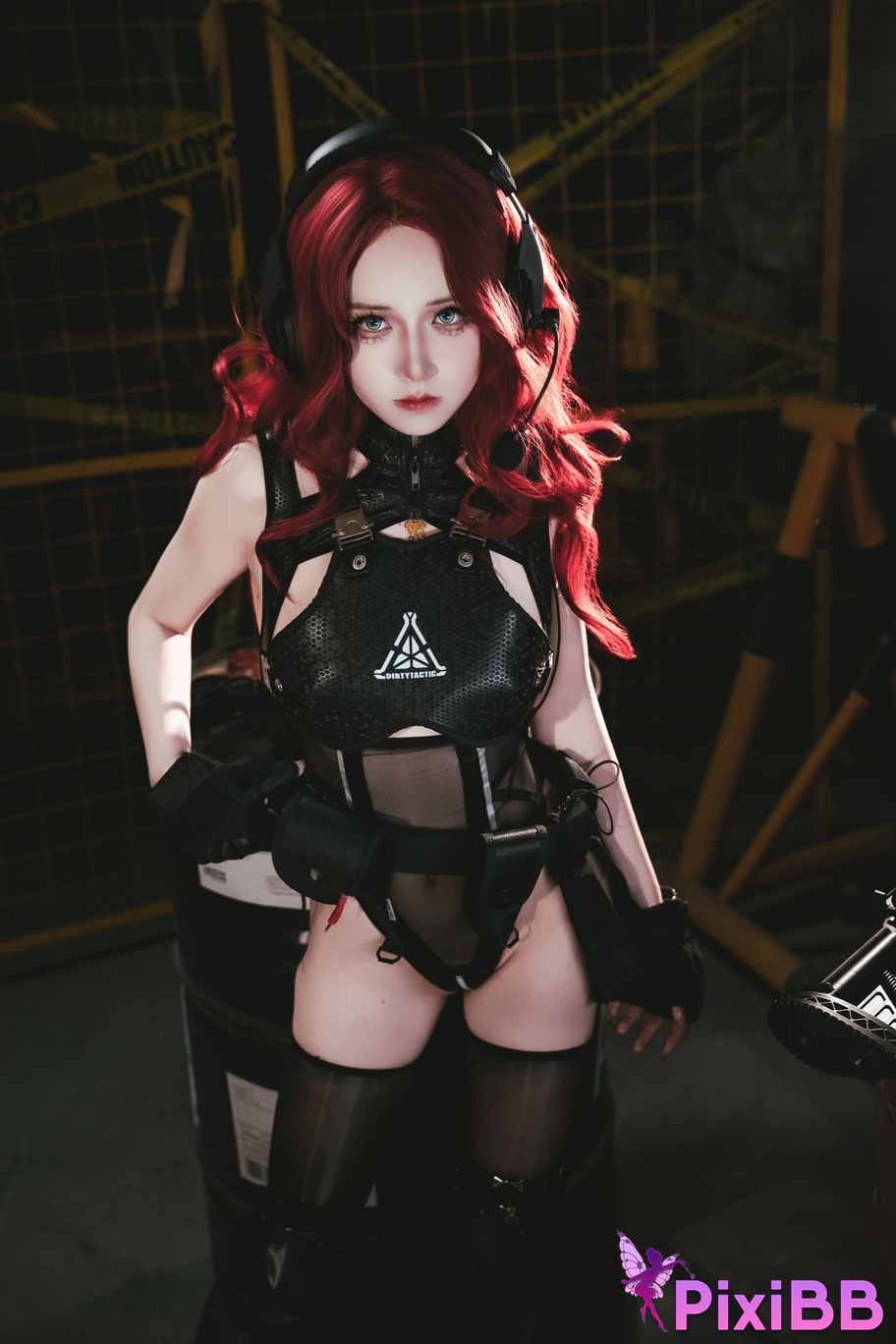 Cosplayer Shuangmu Fusu Arknights Shirter Dede Club Tactical Style PixiBB.COM 008