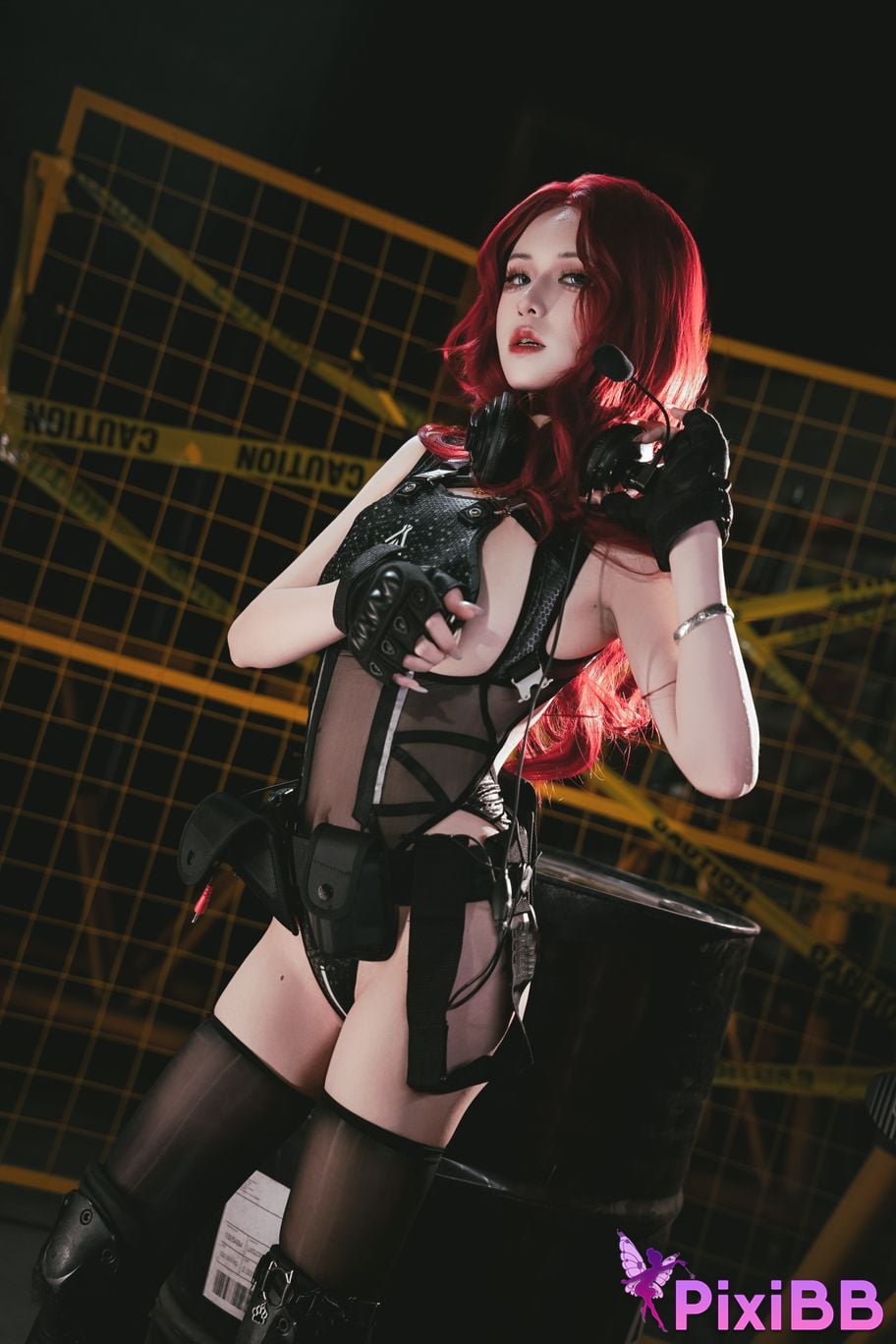 Cosplayer Shuangmu Fusu Arknights Shirter Dede Club Tactical Style PixiBB.COM 011