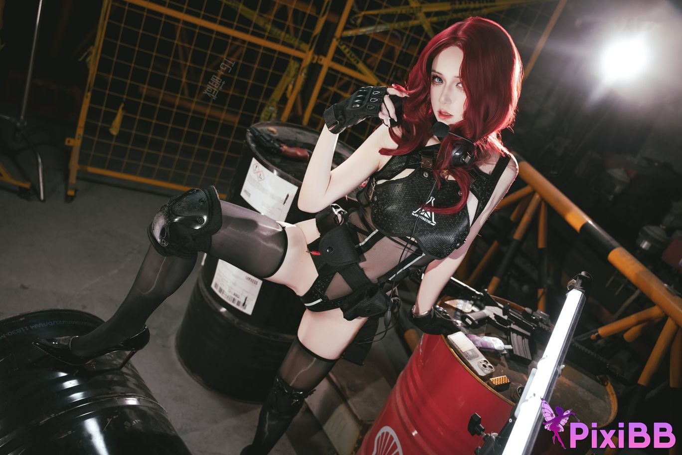 Cosplayer Shuangmu Fusu Arknights Shirter Dede Club Tactical Style PixiBB.COM 016