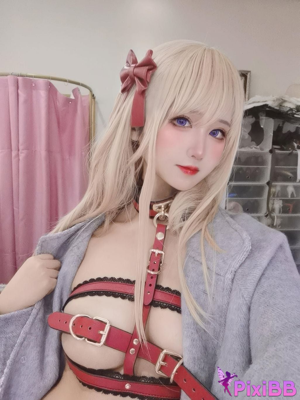 Cosplayer three degrees 69 Christmas little red riding hood PixiBB.COM 031