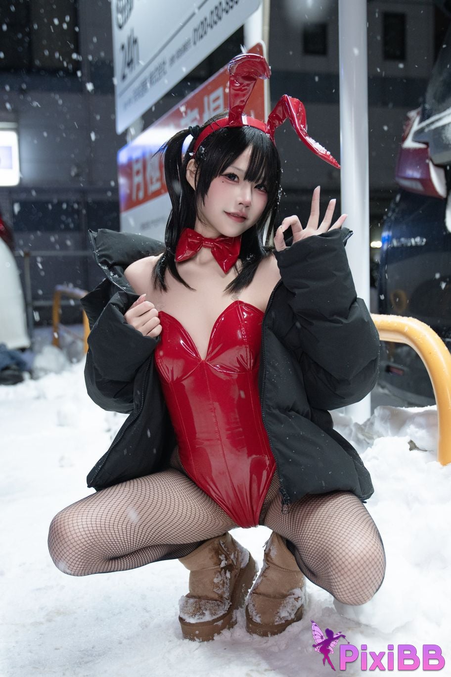Cosplayer Shimizu Nagi 24h Red Rabbit Parking Lot PixiBB.COM 018