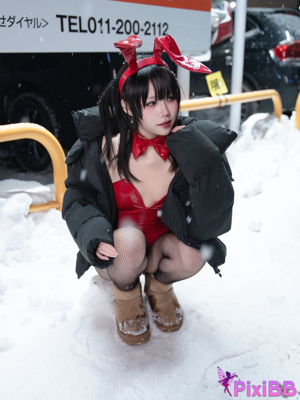 Cosplayer Shimizu Nagi 24h Red Rabbit Parking Lot PixiBB.COM 021