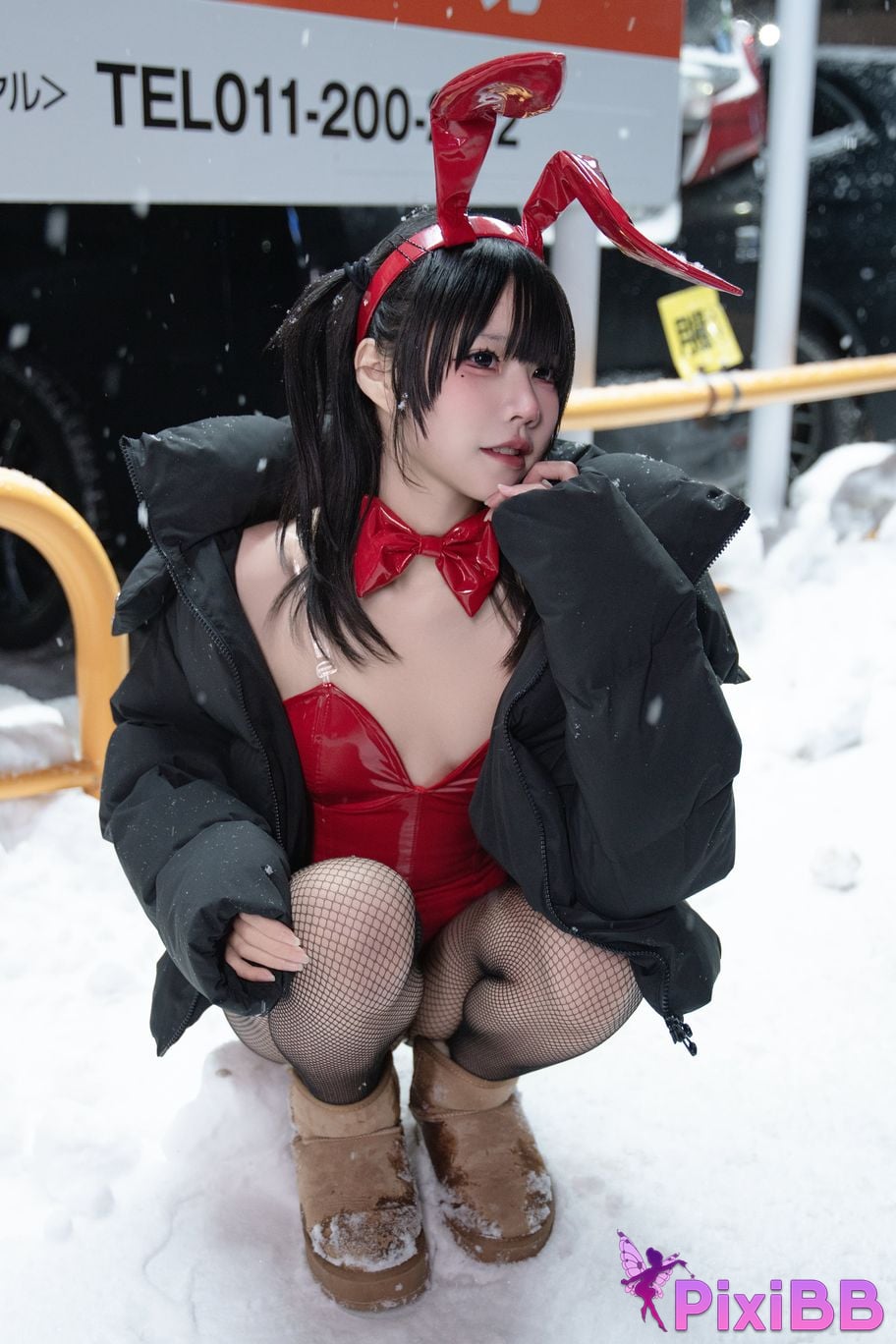 Cosplayer Shimizu Nagi 24h Red Rabbit Parking Lot PixiBB.COM 022