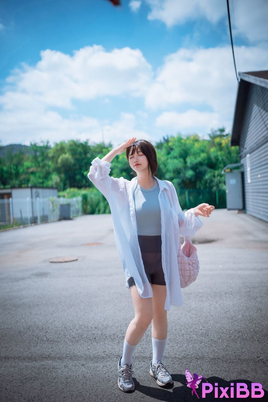 DJAWA Photo Son Ye Eun eun Wash My Car PixiBB.COM 146