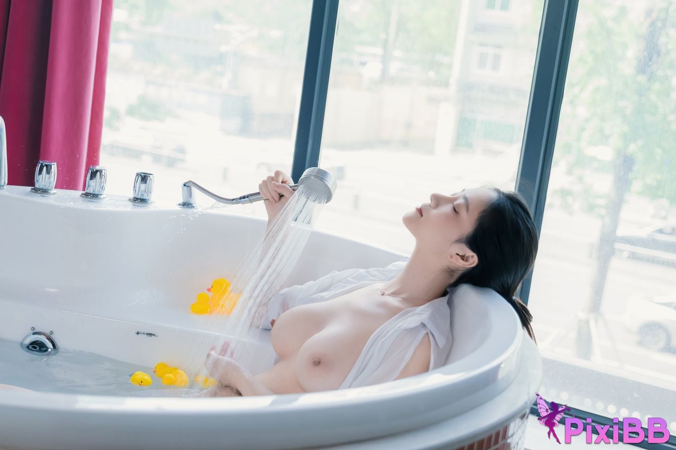 Cosplayer every year Nnian bathing girl PixiBB.COM 046