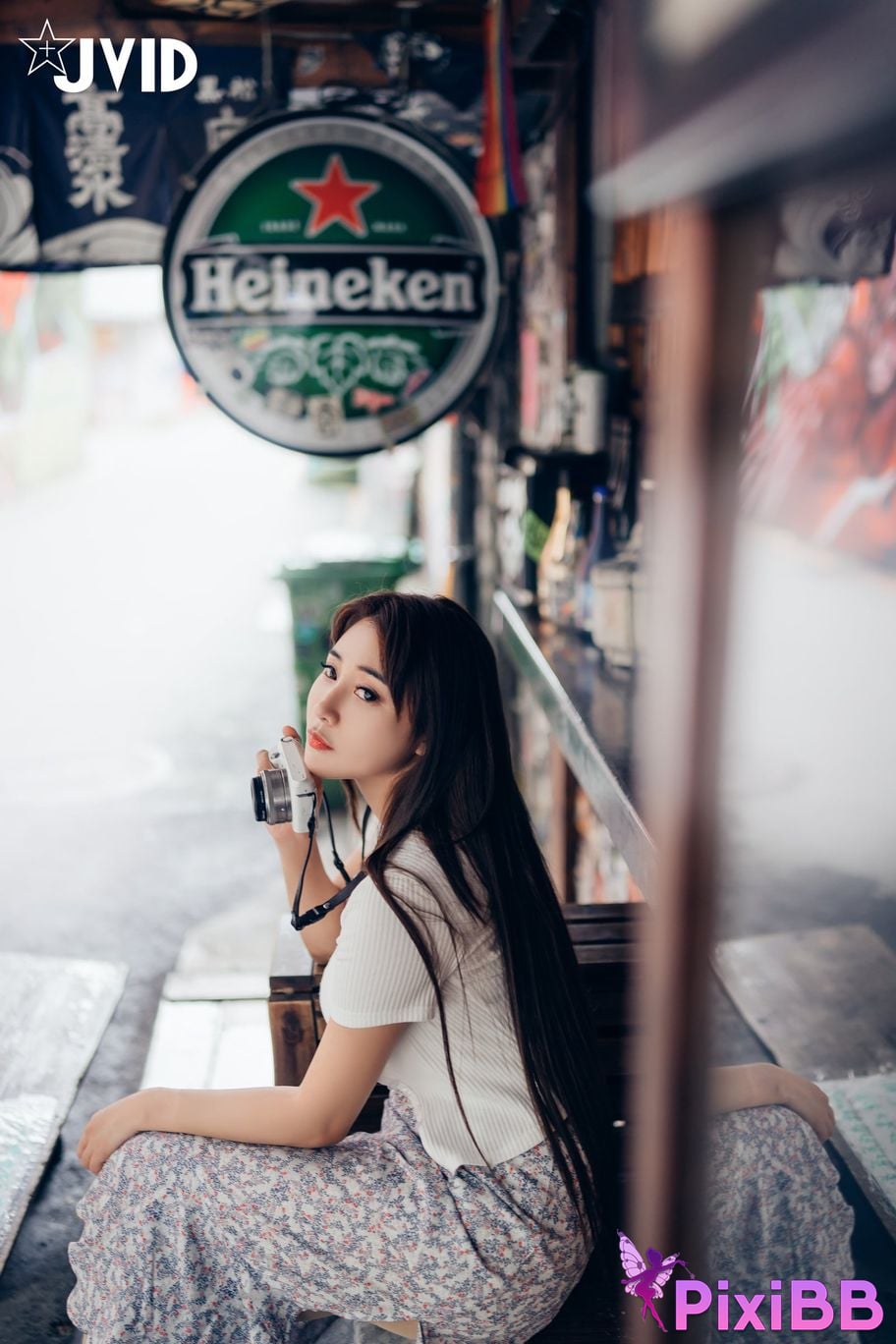 JVID Lele Le Rang Ren Ke Yi Neng Nan Nu Jiao Huan Shen Ti De Xiang Ji Ban Gen Yin Cang Chi Du Shang Kong Wu Ma Zhe PixiBB.COM 001