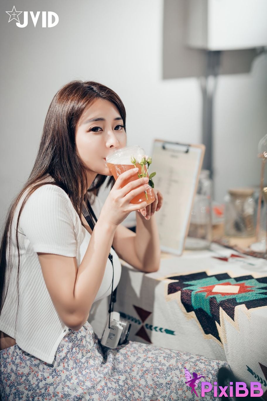 JVID Lele Le Rang Ren Ke Yi Neng Nan Nu Jiao Huan Shen Ti De Xiang Ji Ban Gen Yin Cang Chi Du Shang Kong Wu Ma Zhe PixiBB.COM 015