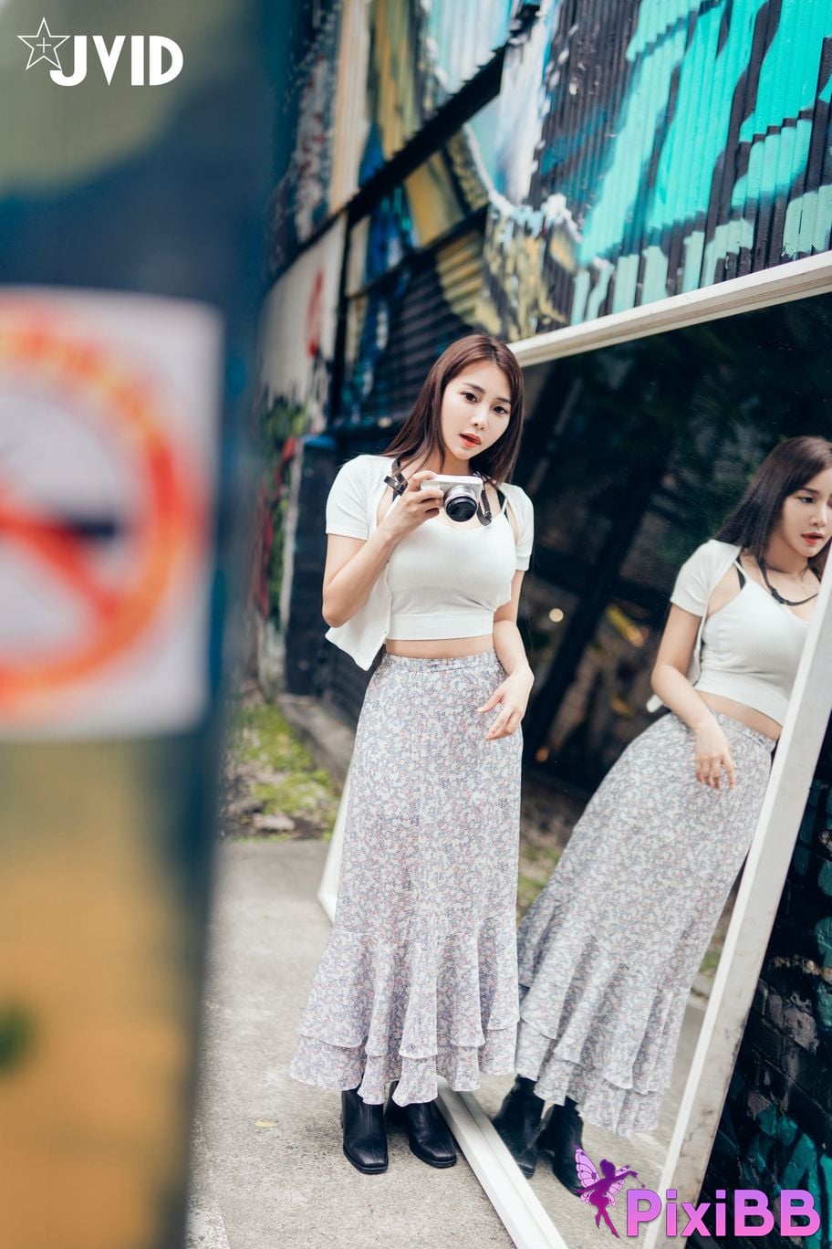 JVID Lele Le Rang Ren Ke Yi Neng Nan Nu Jiao Huan Shen Ti De Xiang Ji Ban Gen Yin Cang Chi Du Shang Kong Wu Ma Zhe PixiBB.COM 031