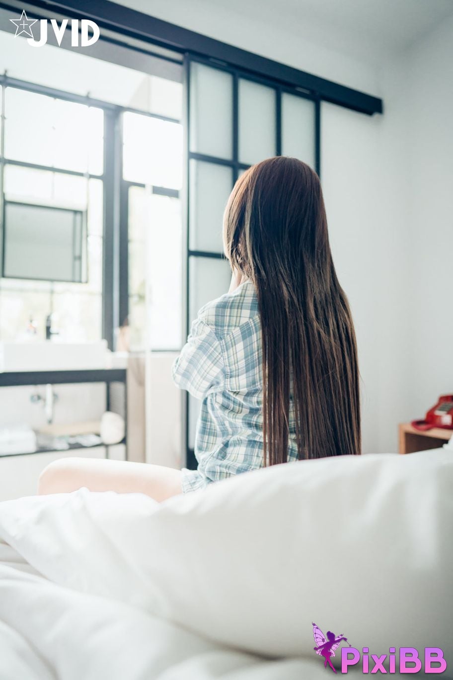 JVID Lele Le Rang Ren Ke Yi Neng Nan Nu Jiao Huan Shen Ti De Xiang Ji Ban Gen Yin Cang Chi Du Shang Kong Wu Ma Zhe PixiBB.COM 058