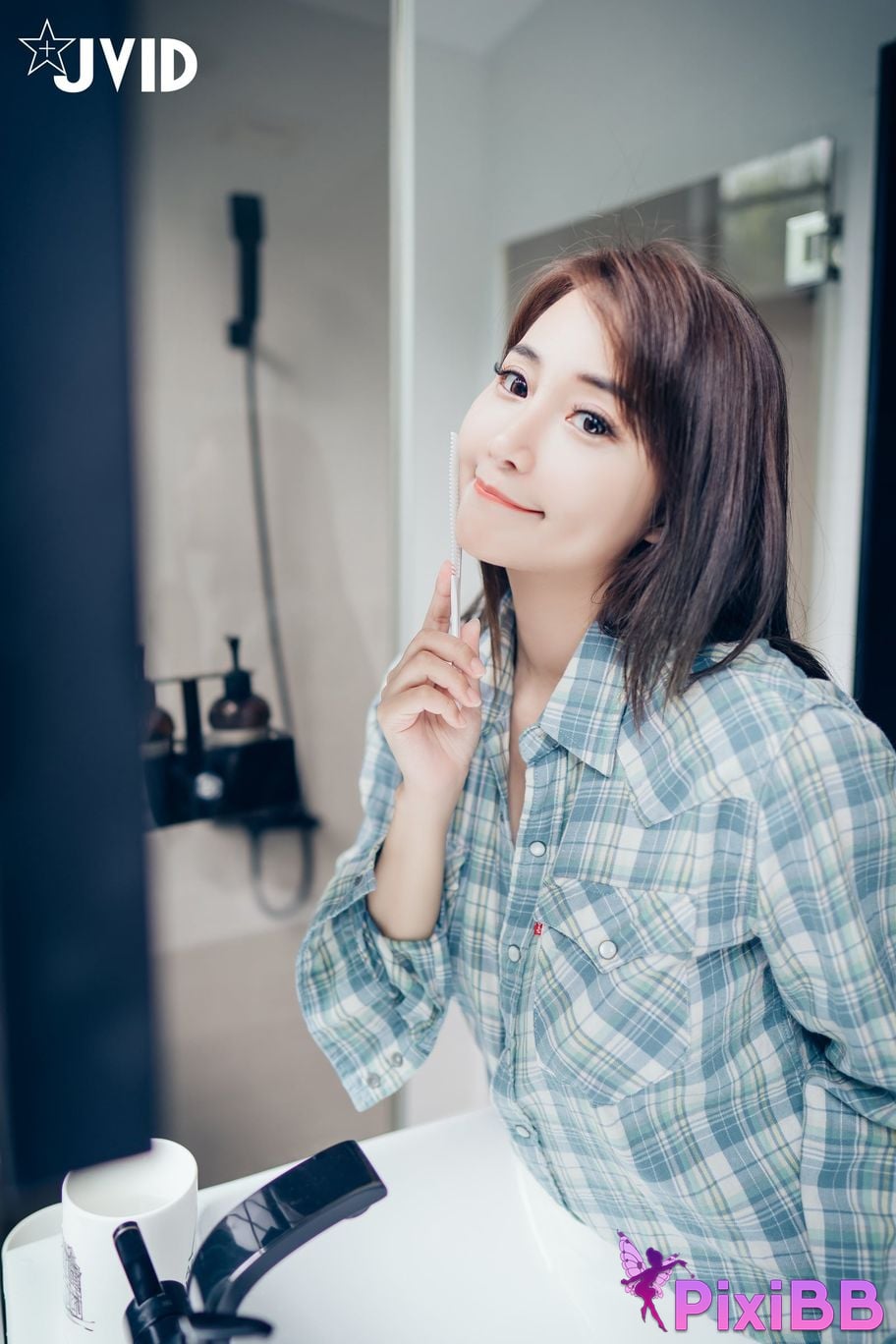 JVID Lele Le Rang Ren Ke Yi Neng Nan Nu Jiao Huan Shen Ti De Xiang Ji Ban Gen Yin Cang Chi Du Shang Kong Wu Ma Zhe PixiBB.COM 092