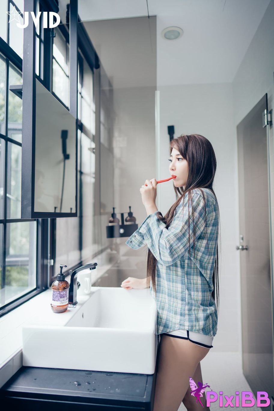 JVID Lele Le Rang Ren Ke Yi Neng Nan Nu Jiao Huan Shen Ti De Xiang Ji Ban Gen Yin Cang Chi Du Shang Kong Wu Ma Zhe PixiBB.COM 118