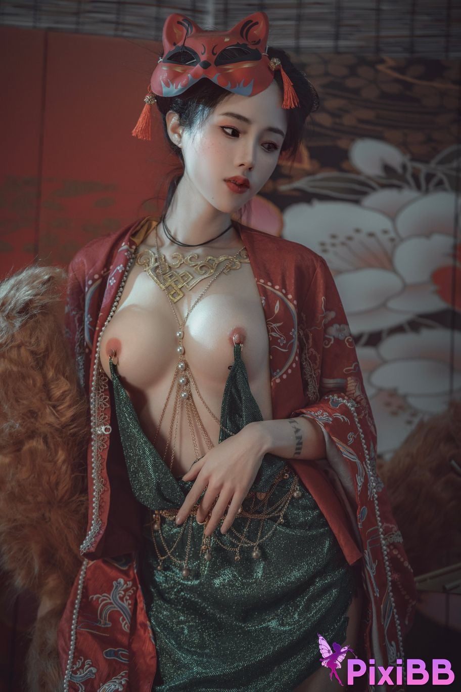 Cosplayer Titanium alloy TiTi Qingqiu Red Fox PixiBB.COM 007