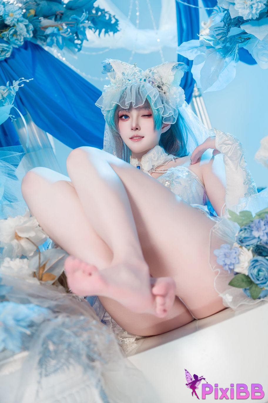 Cosplayer Natsuko Xia Xiazi azur lane cheshire wedding dress PixiBB.COM 014