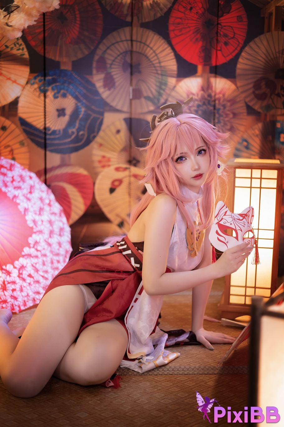 Cosplayer Xue Qing Astra Genshin Yae Miko PixiBB.COM 012