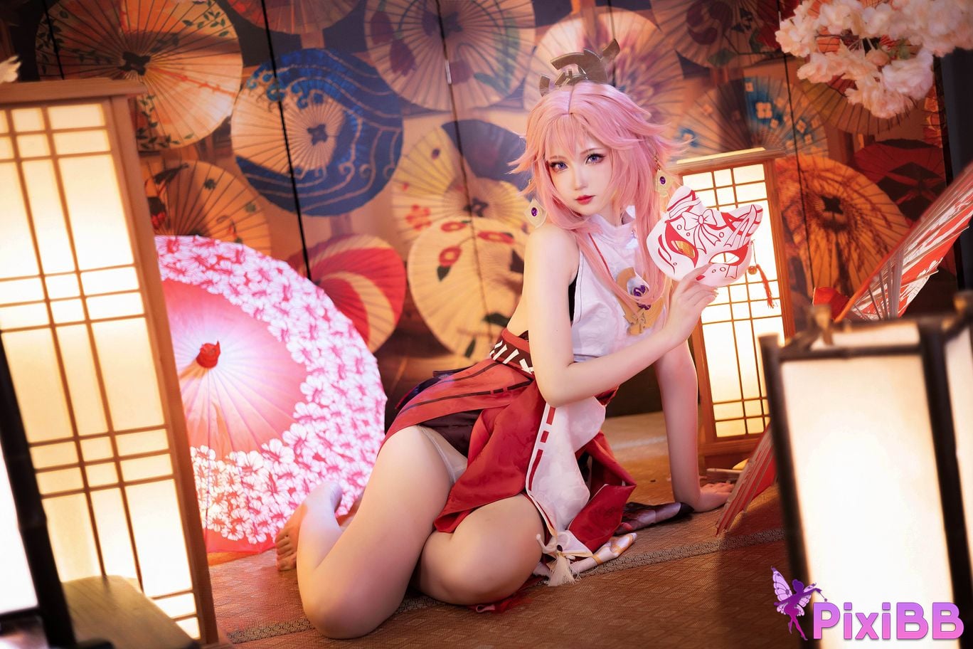 Cosplayer Xue Qing Astra Genshin Yae Miko PixiBB.COM 020