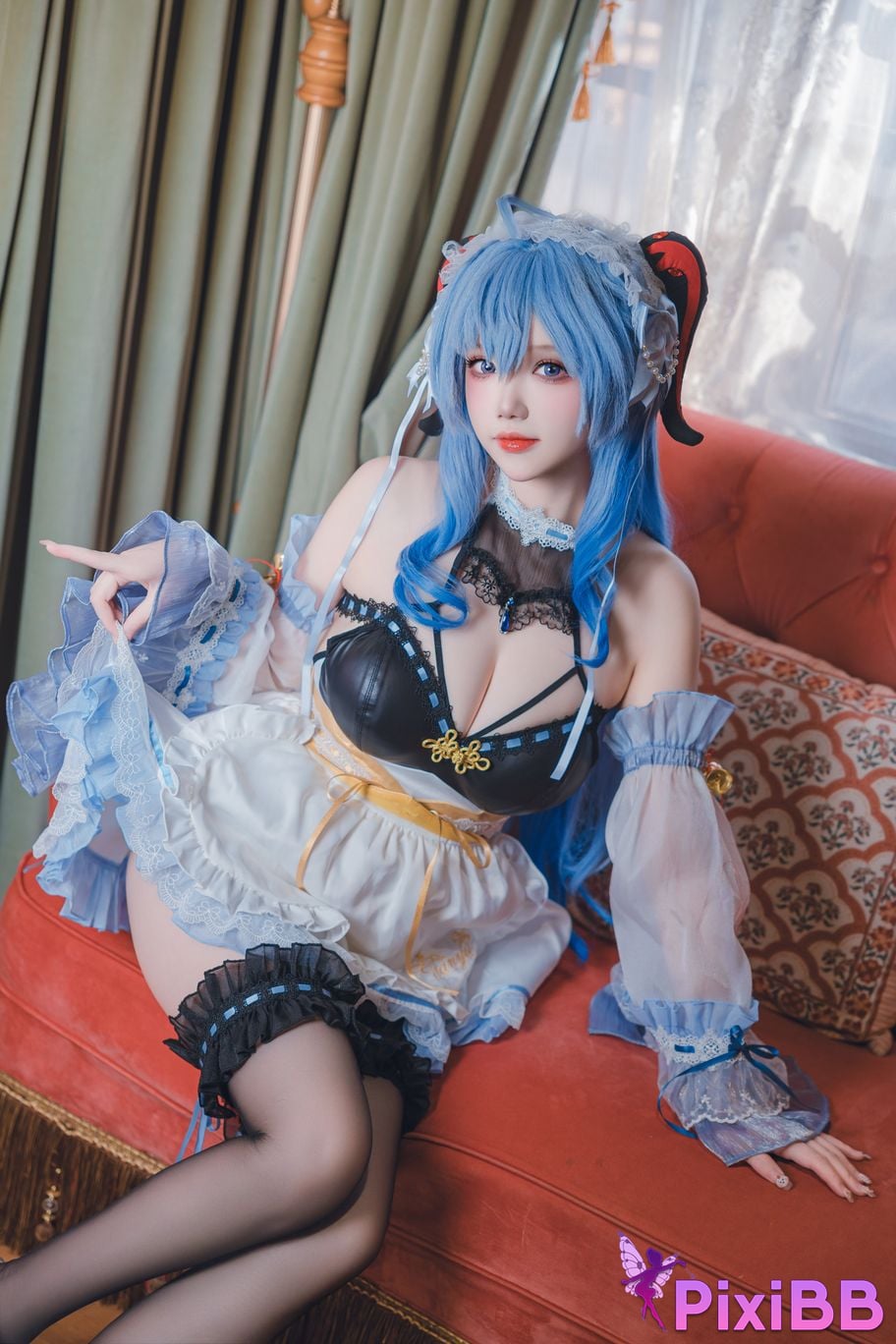 Cosplayer Xue Qing Astra Genshin Sweet Maid PixiBB.COM 001