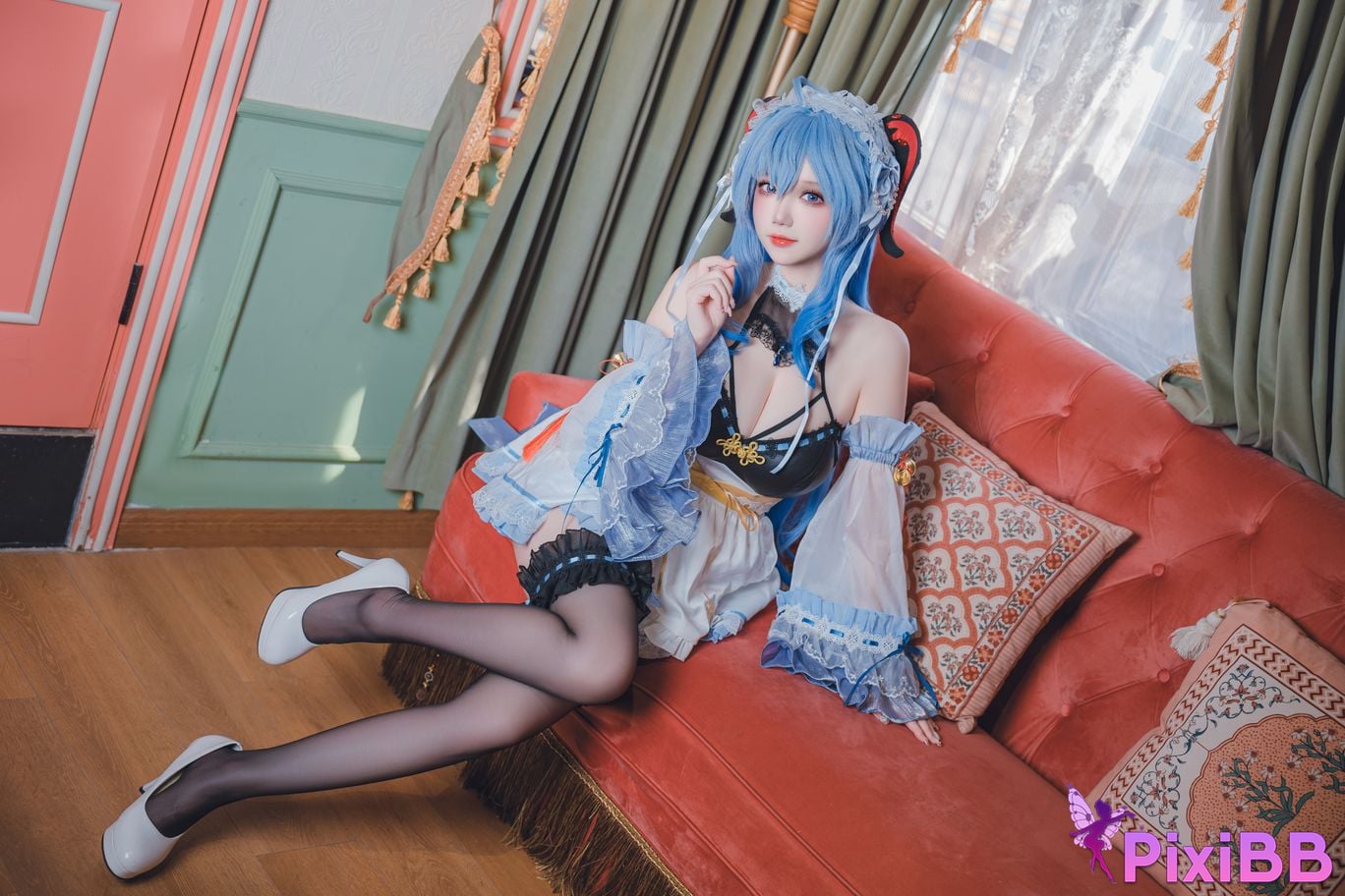 Cosplayer Xue Qing Astra Genshin Sweet Maid PixiBB.COM 003