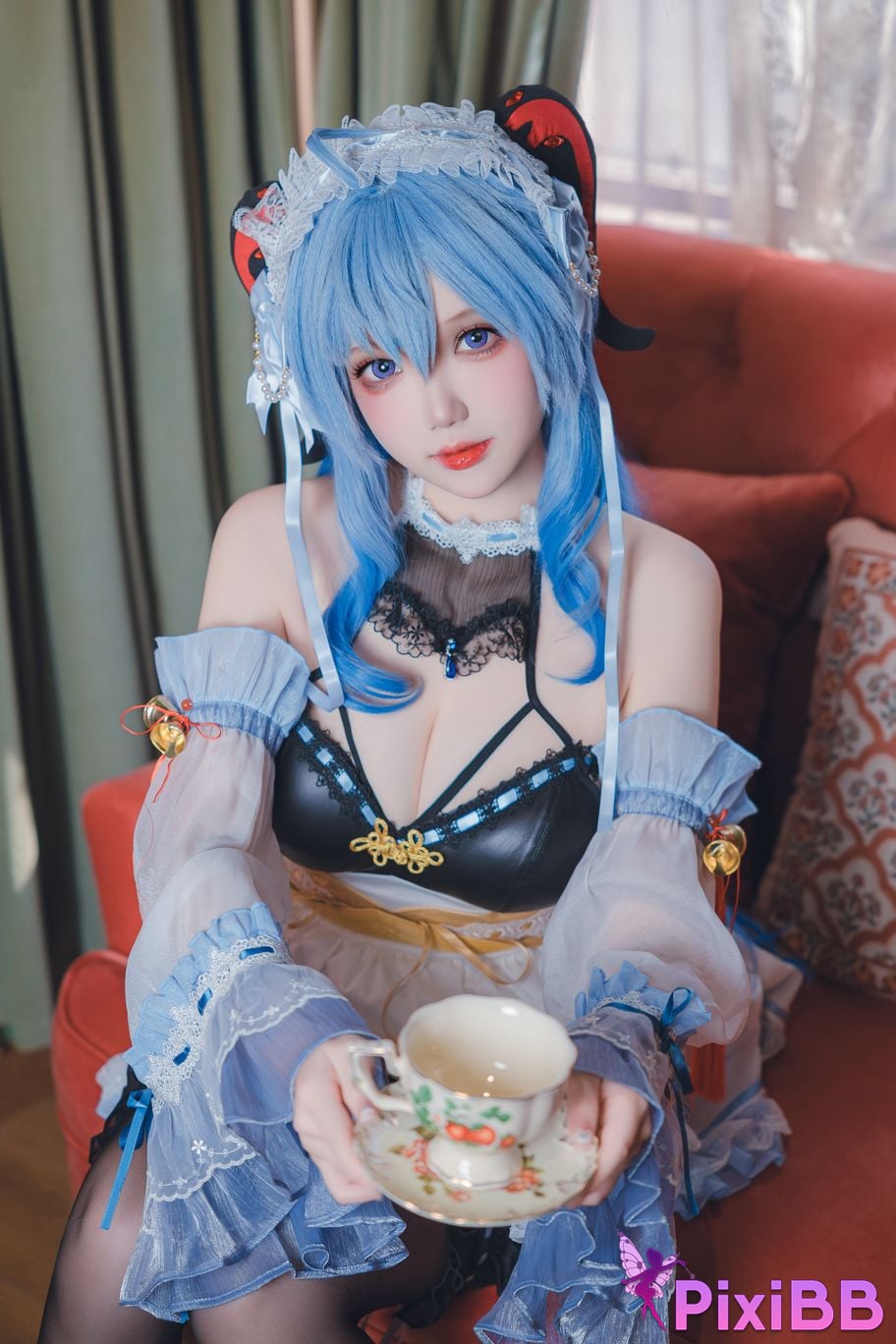 Cosplayer Xue Qing Astra Genshin Sweet Maid PixiBB.COM 007