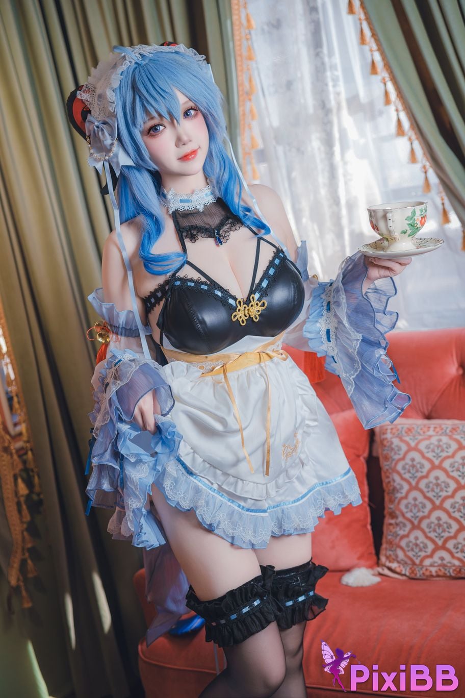 Cosplayer Xue Qing Astra Genshin Sweet Maid PixiBB.COM 012
