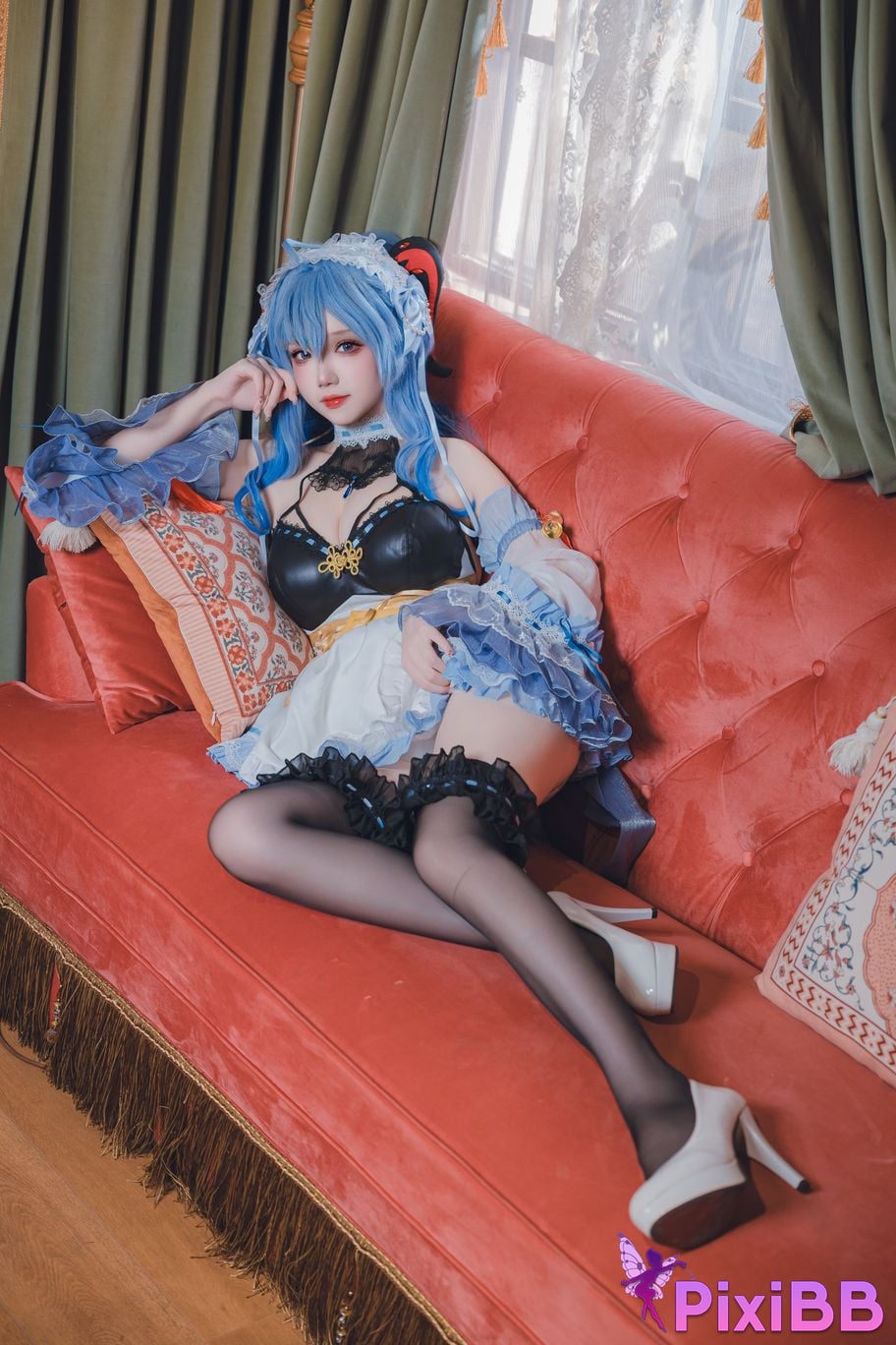 Cosplayer Xue Qing Astra Genshin Sweet Maid PixiBB.COM 022