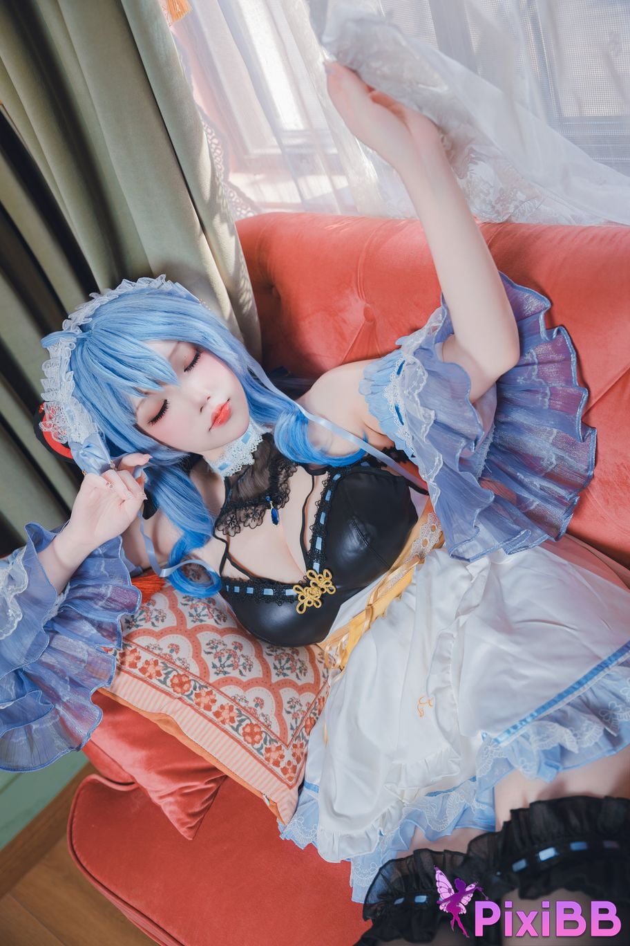 Cosplayer Xue Qing Astra Genshin Sweet Maid PixiBB.COM 024