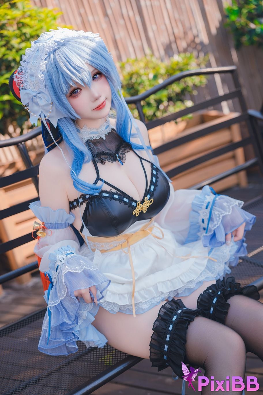 Cosplayer Xue Qing Astra Genshin Sweet Maid PixiBB.COM 029