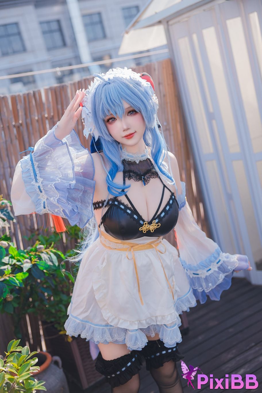 Cosplayer Xue Qing Astra Genshin Sweet Maid PixiBB.COM 030