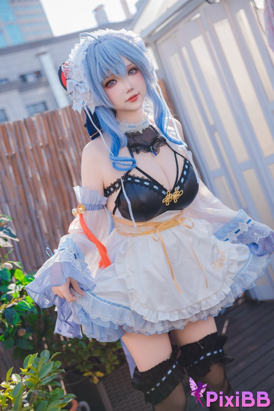 Cosplayer Xue Qing Astra Genshin Sweet Maid PixiBB.COM 031