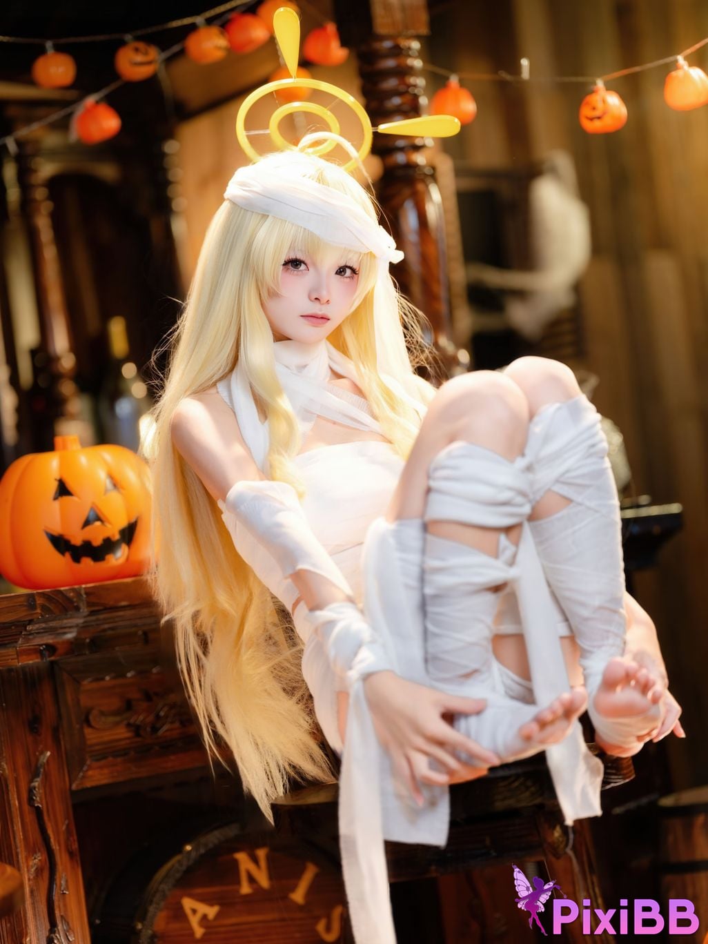 Cosplayer Jiuqi Meow What a nice view and Feisaki Halloween PixiBB.COM 041