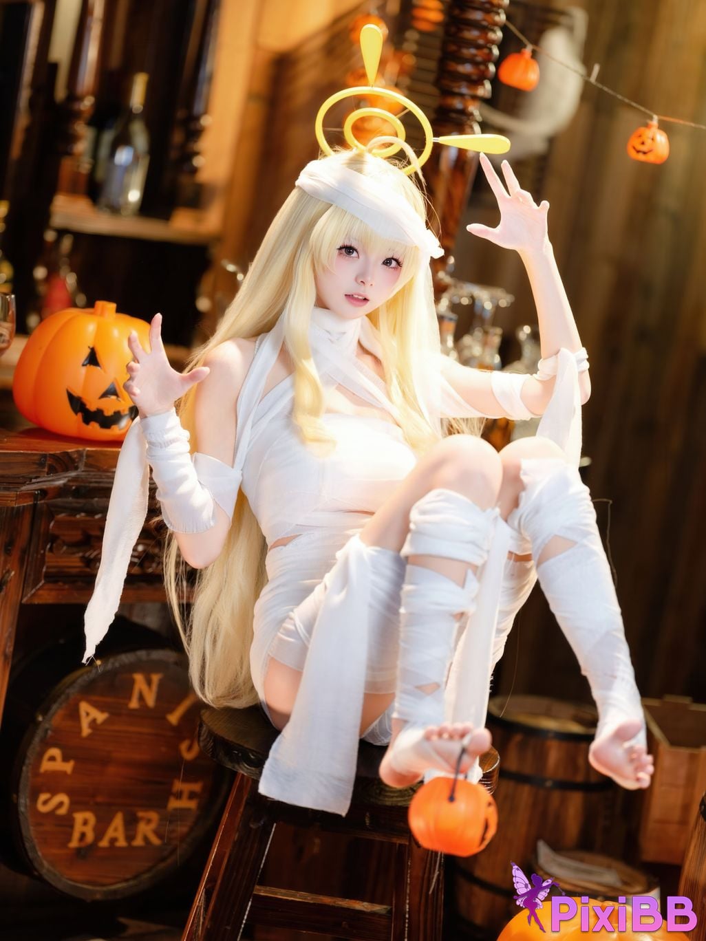 Cosplayer Jiuqi Meow What a nice view and Feisaki Halloween PixiBB.COM 042