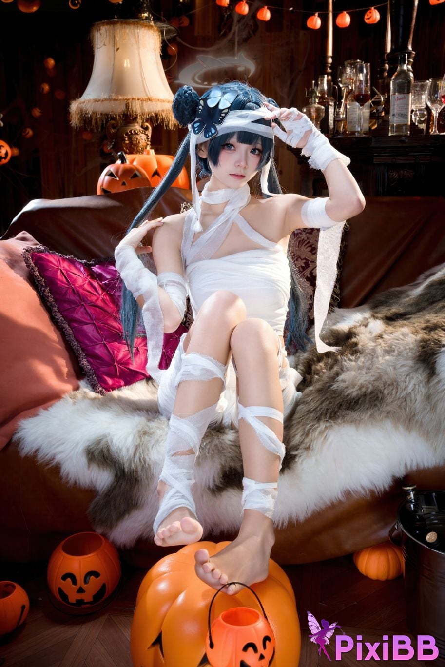 Cosplayer Jiuqi Meow What a nice view and Feisaki Halloween PixiBB.COM 050