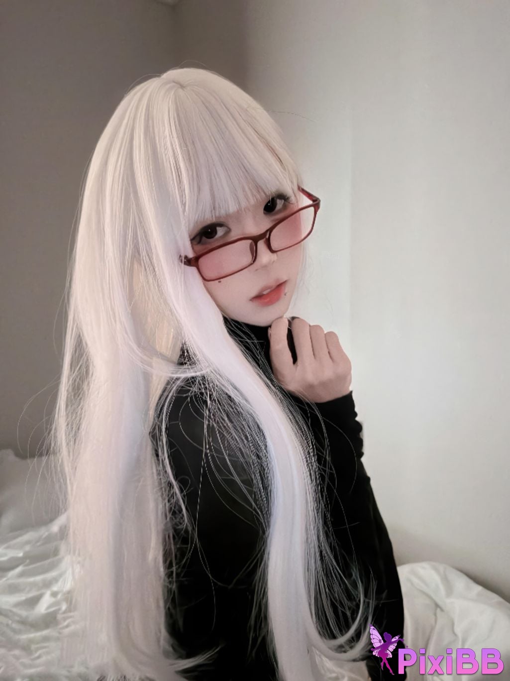 Cosplayer Mochi is delicious Dark night pure white PixiBB.COM 012