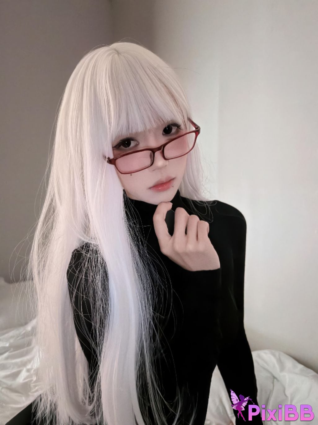 Cosplayer Mochi is delicious Dark night pure white PixiBB.COM 023