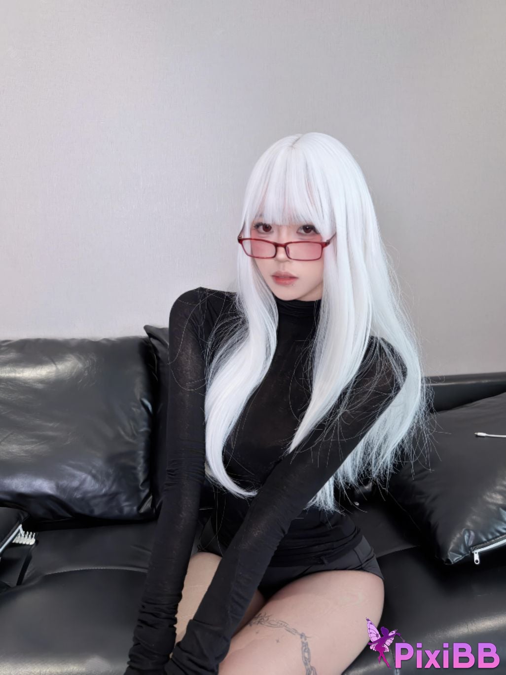 Cosplayer Mochi is delicious Dark night pure white PixiBB.COM 025