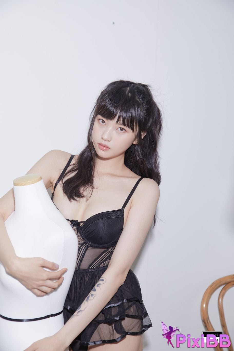 LE LEDG 084B GMS PixiBB.COM 020