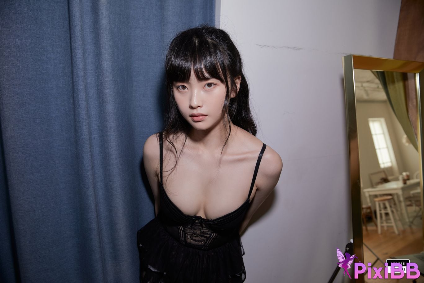 LE LEDG 084B GMS PixiBB.COM 044