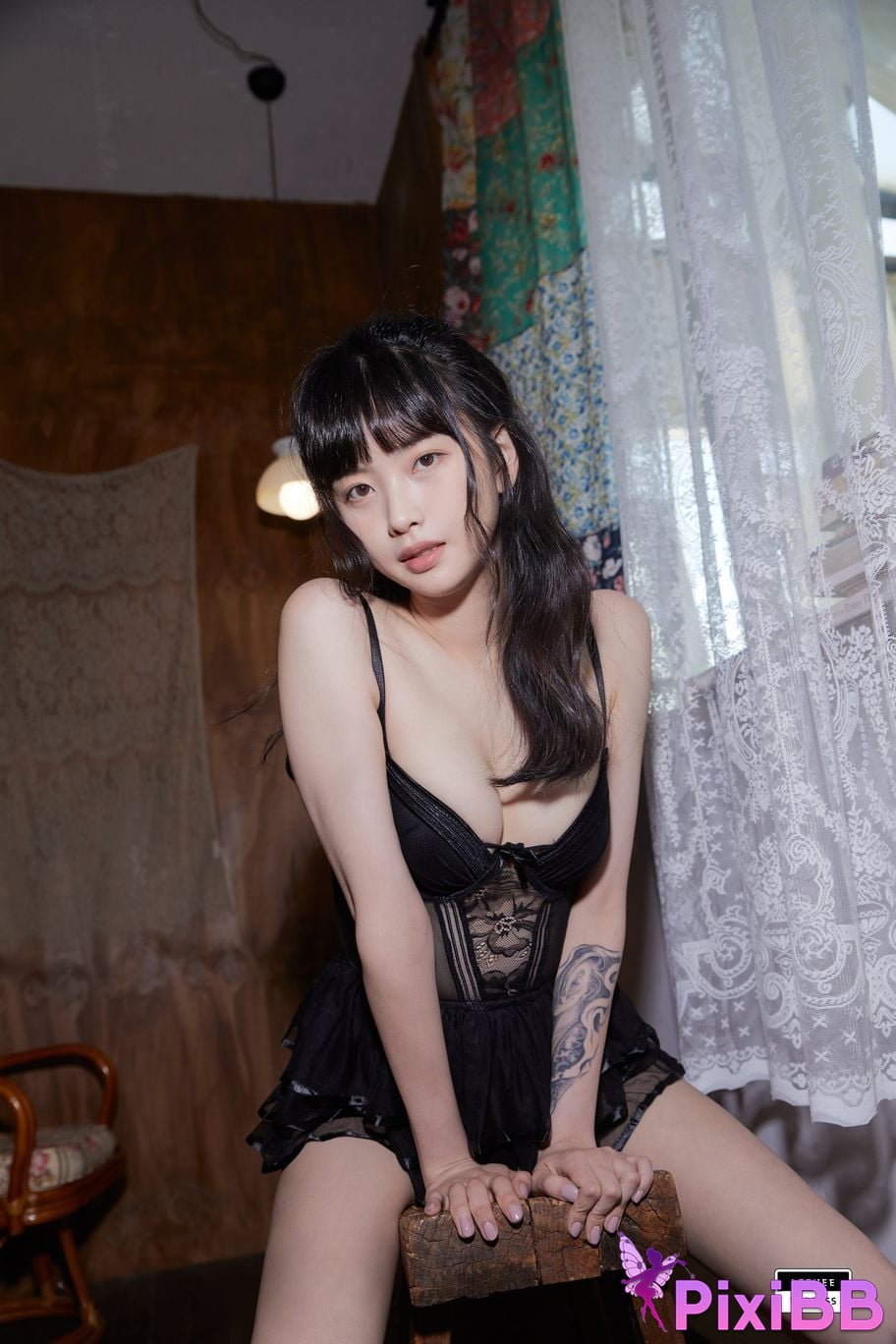 LE LEDG 084B GMS PixiBB.COM 051