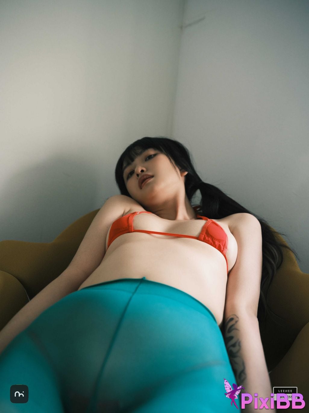 LE LEDG 195C GMS PixiBB.COM 006