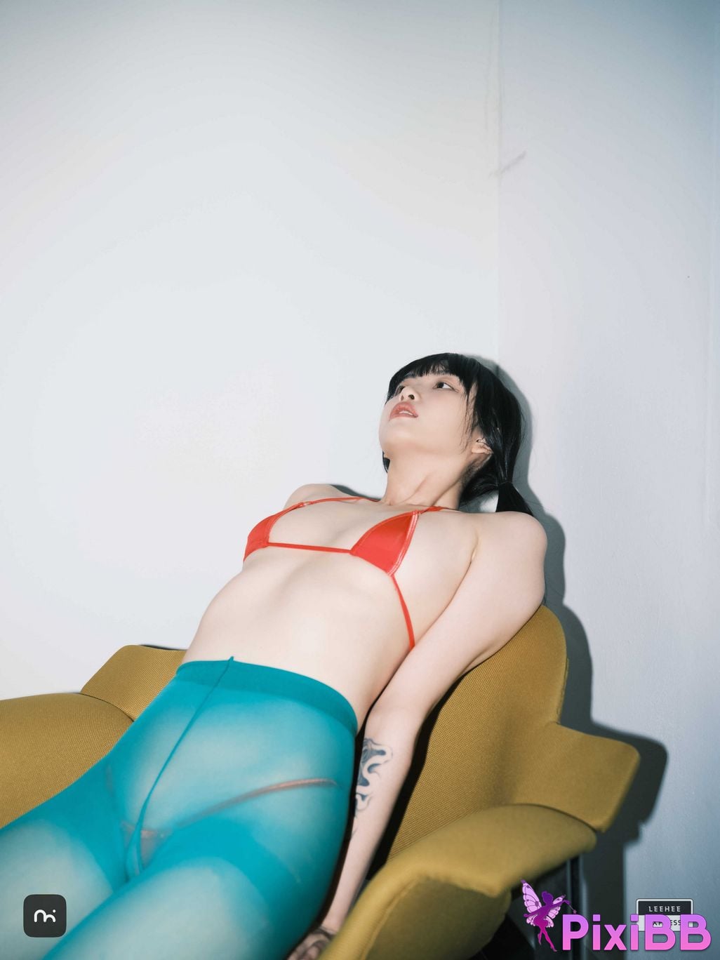 LE LEDG 195C GMS PixiBB.COM 026