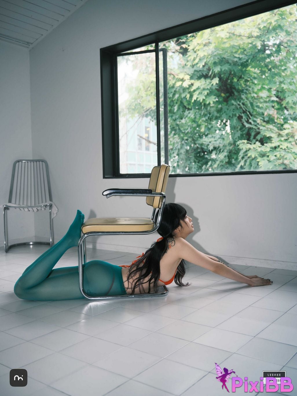 LE LEDG 195C GMS PixiBB.COM 036