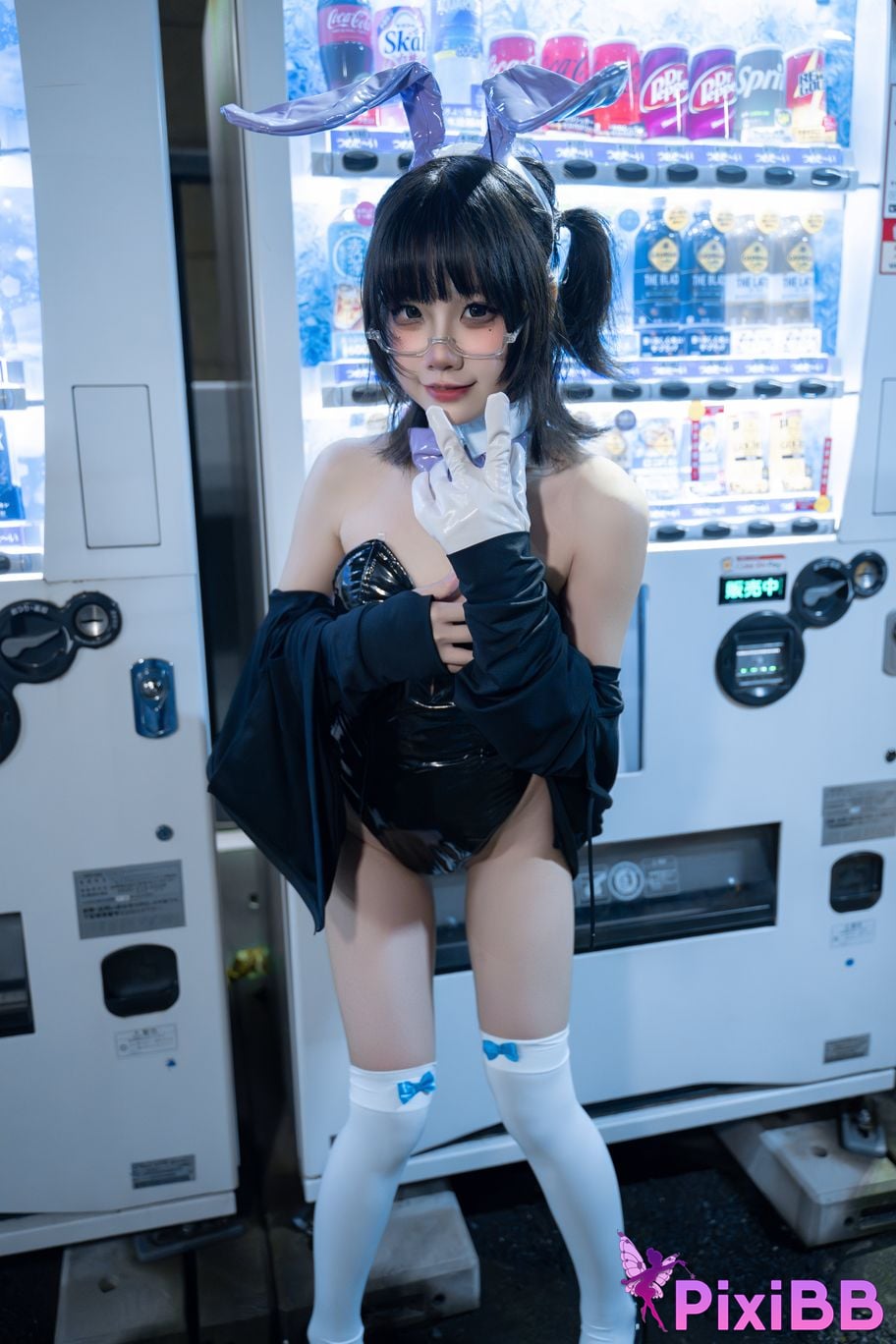 Cosplayer Shimizu Nagi tokyo night rabbit PixiBB.COM 014