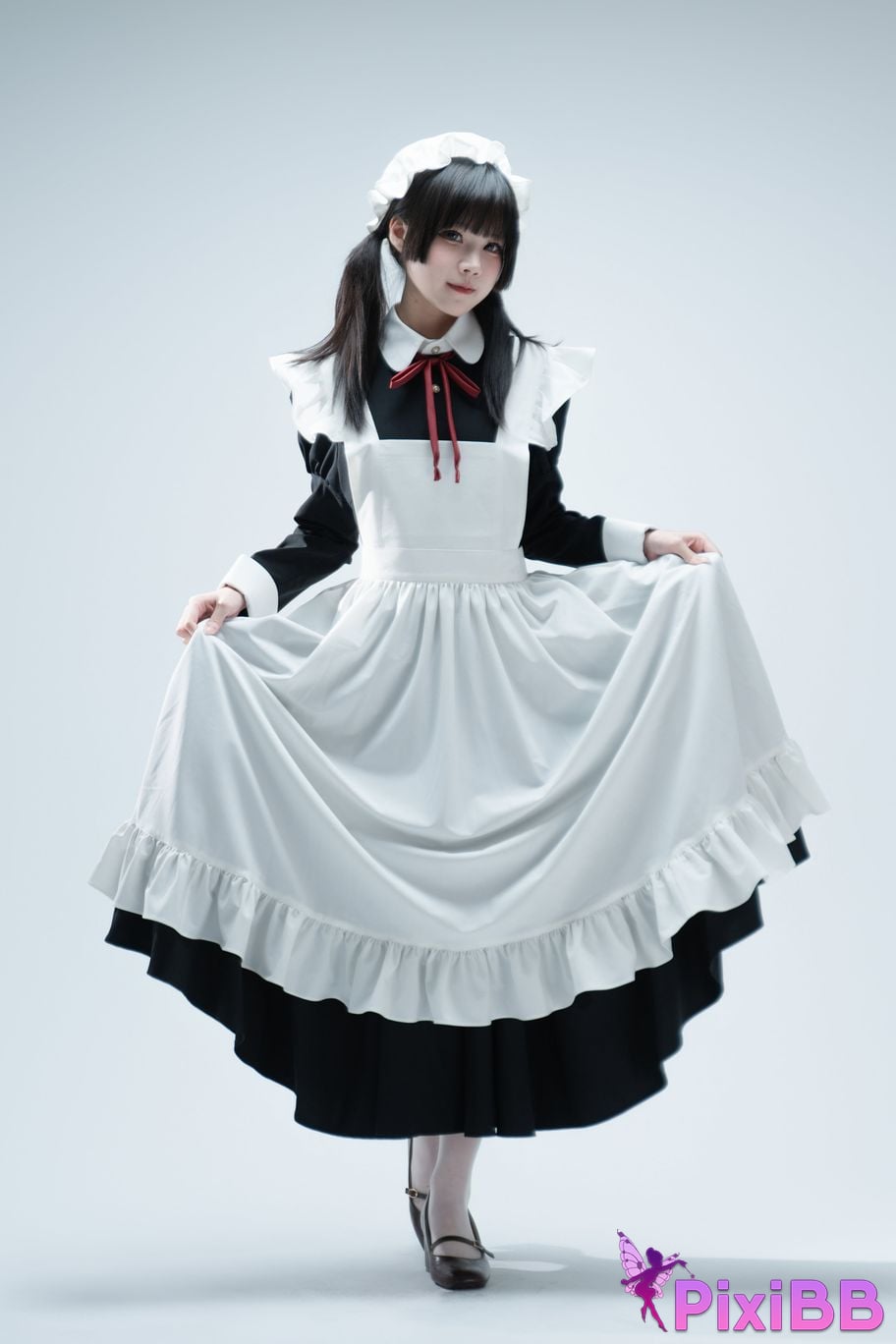Cosplayer Shimizu Nagi Tsundere Maid Food Guide PixiBB.COM 002